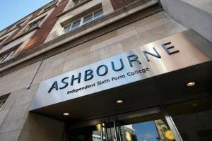 Ashbourne College: Nơi ươm mầm giấc mơ Đại học tại Anh Quốc